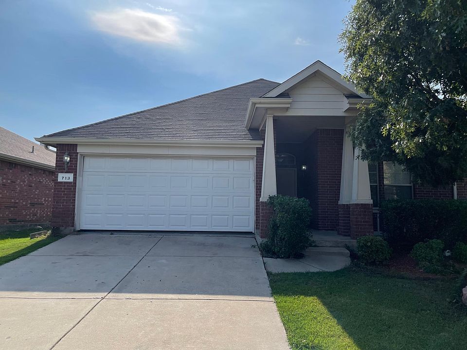 1st image of 713 Teal Dr