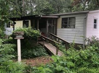 5614 Sherwood Dr, Easton, PA 18040