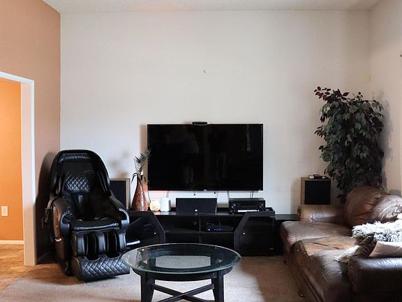5th image of 11101 W Palmeras Dr