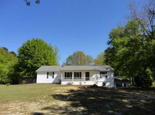243 Jones Cir, Fayetteville, GA