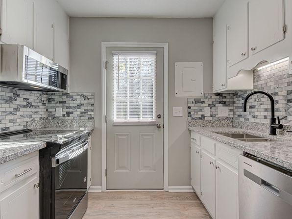 525 12th St SW APT 17