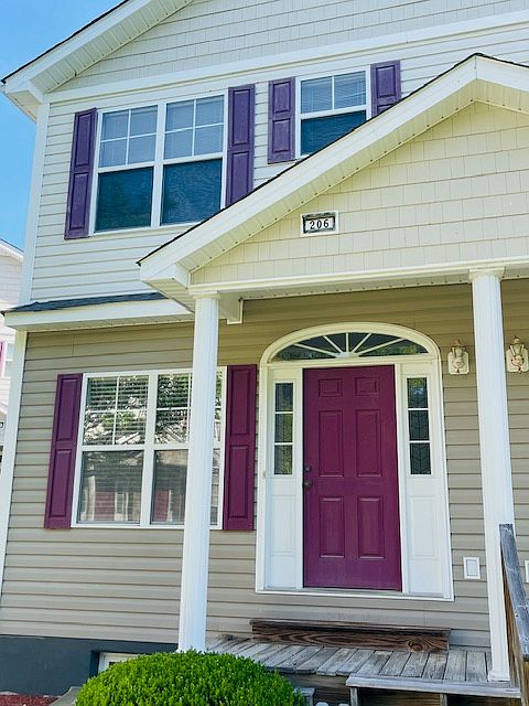 1st image of 206 Prowler Ln #1
