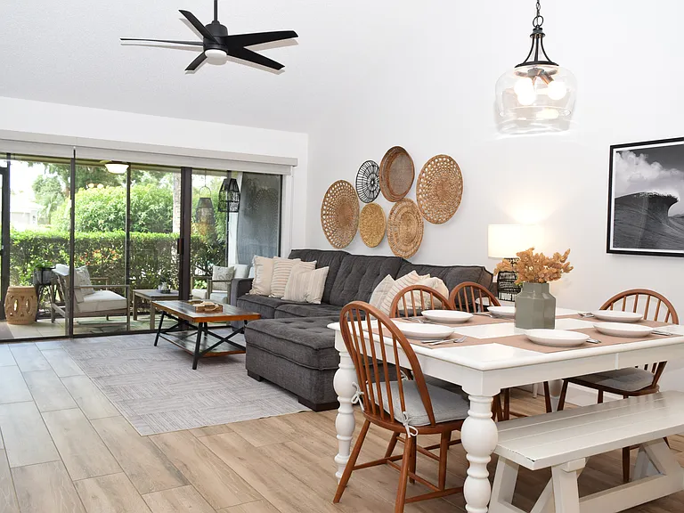 5368 Myrtle Wood — Photo 4