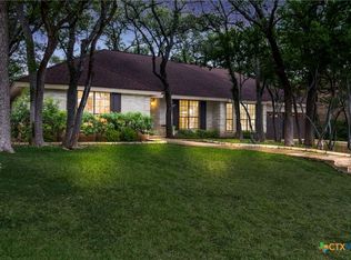 9215 Standing Creek Ln, San Antonio, TX 78230