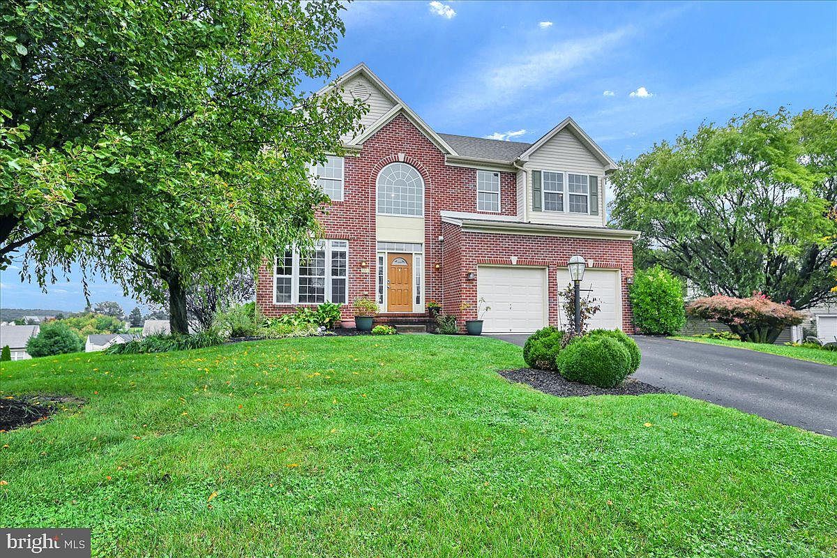 1100 Cranberry Ln W, York, PA 17402 Zillow