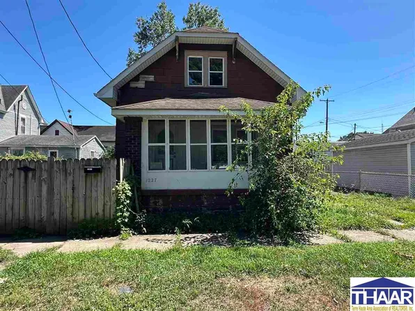 1227 Eagle St, Terre Haute, IN 47807