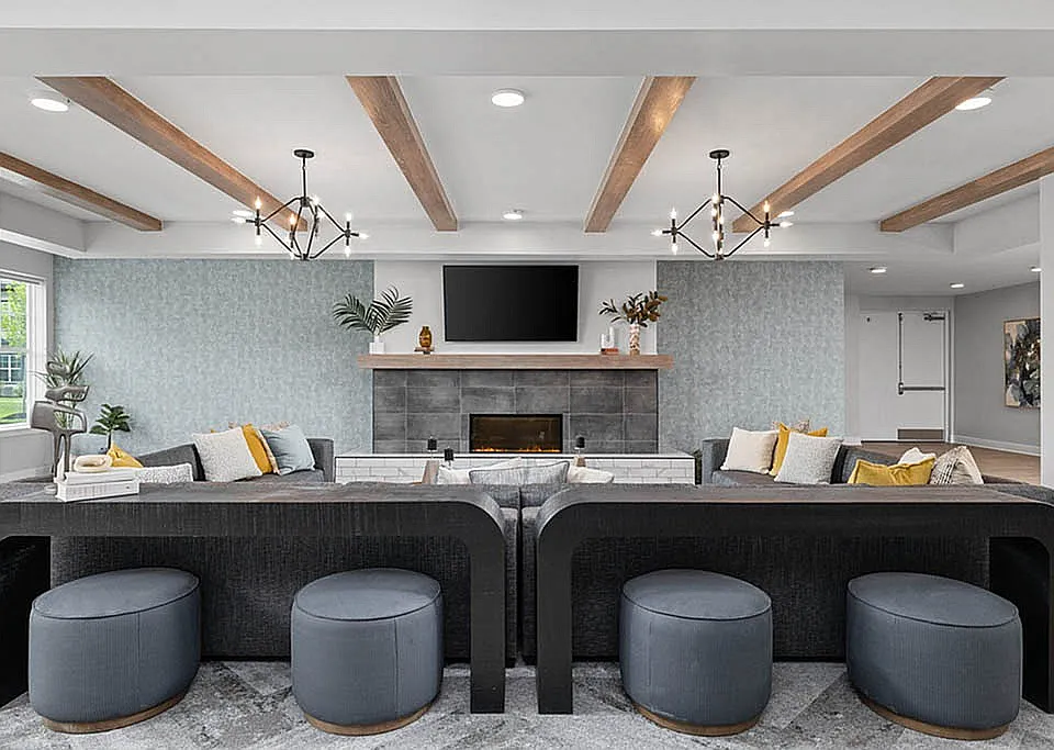 Elegant & Spacious Community Living Area