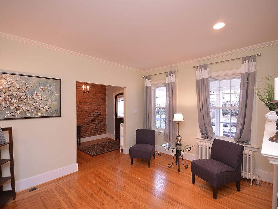 1st image of 3013 Kensington Ave