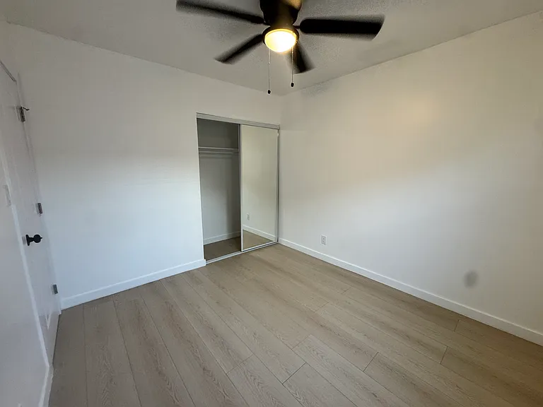 1020 E 79th St #1/2 — Photo 10