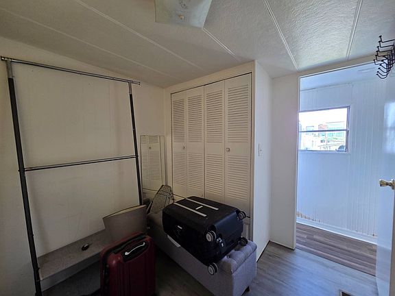 5th image of 370 53rd Ave N #381