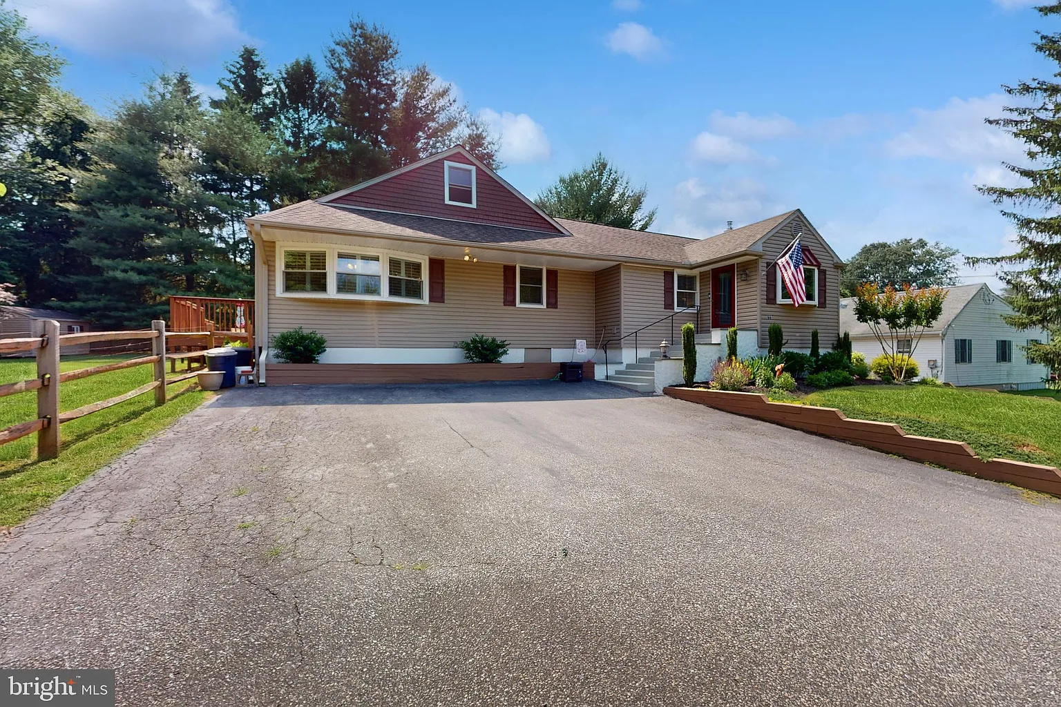 66 Brandywine St photo 1
