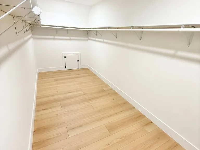 2902 E Winfield Ave — Photo 22