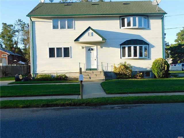 1st image of 37 Schleigel Blvd
