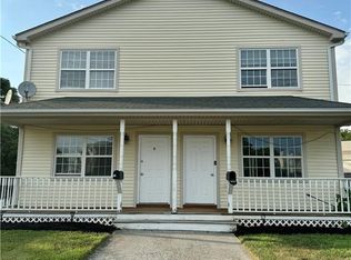 11 Wenliss Ter, Wappingers Falls, NY 12590