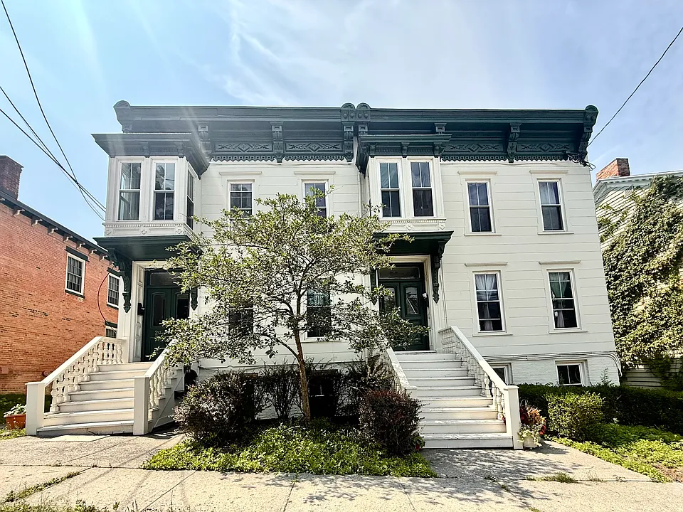 29 Ely St #1