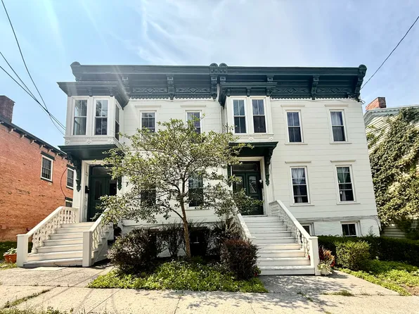 29 Ely St #1, Coxsackie, NY 12051