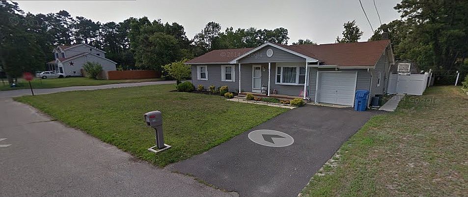 2nd image of 1201 2nd Ave