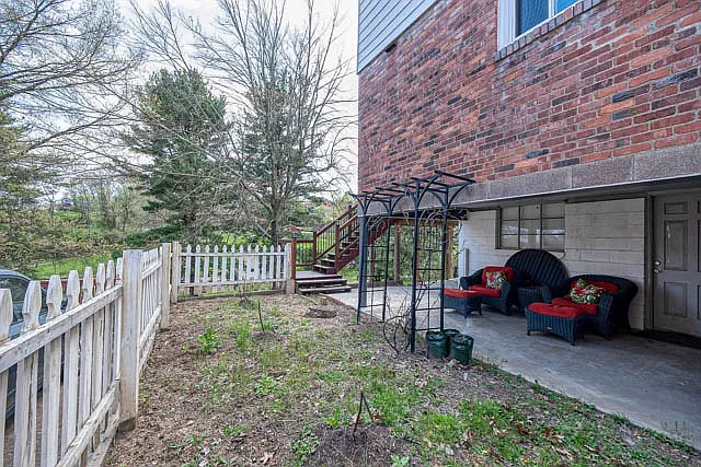 632 Highview Rd — Photo 25