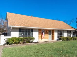 609 Caravaca Dr, Garland, TX 75043