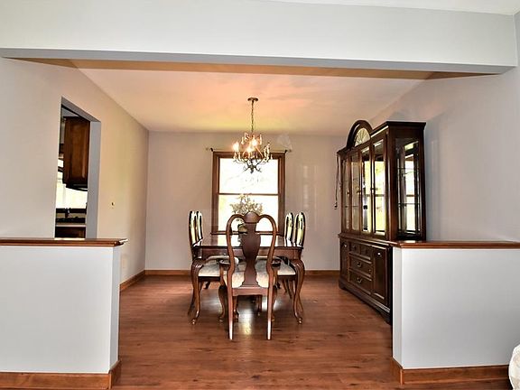 4th image of 195 Woodland Dr