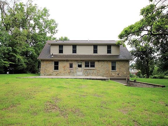 2nd image of 113 Sylvania Dr
