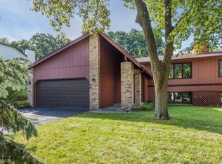 7465 Scot Ter, Eden Prairie, MN 55346
