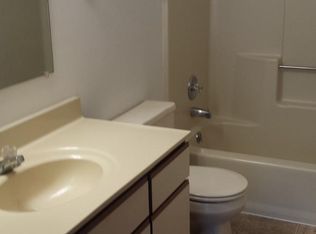 927 Churchill St #5EAST, Waupaca, WI 54981