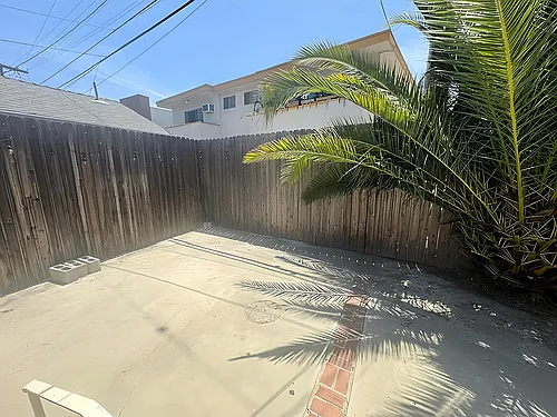 4434 Avocado St — Photo 8