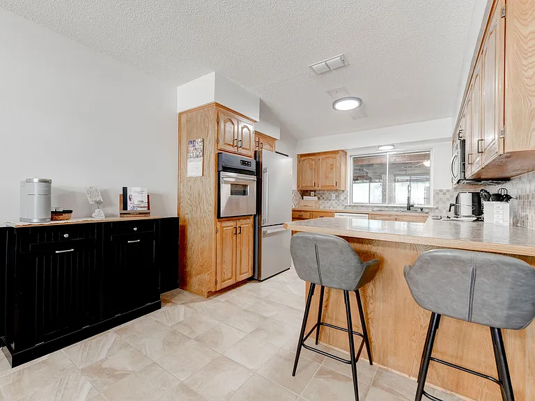 303 Manning Dr — Photo 27