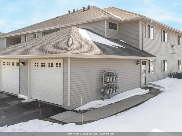 4735 N Newcastle Ln Unit D, Appleton, WI 54913