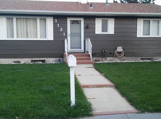 3121 Ridgecrest Dr, Casper, WY 82604