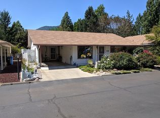 709 Brookside Cir, Rogue River, OR 97537