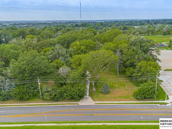 7952 S 25th St, Bellevue, NE 68147