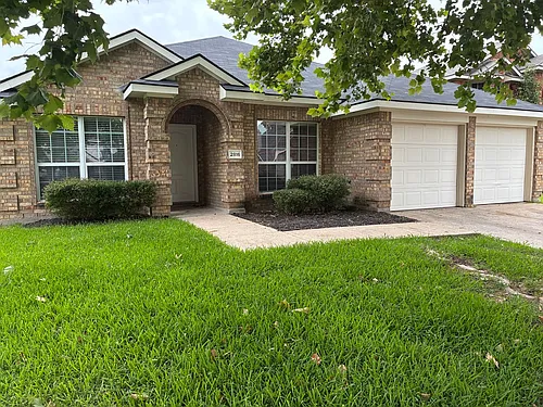 2816 Blue Heron Dr Photo 1