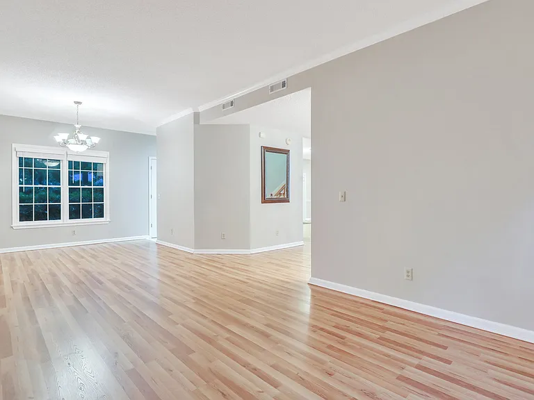 123 Companion Way — Photo 9