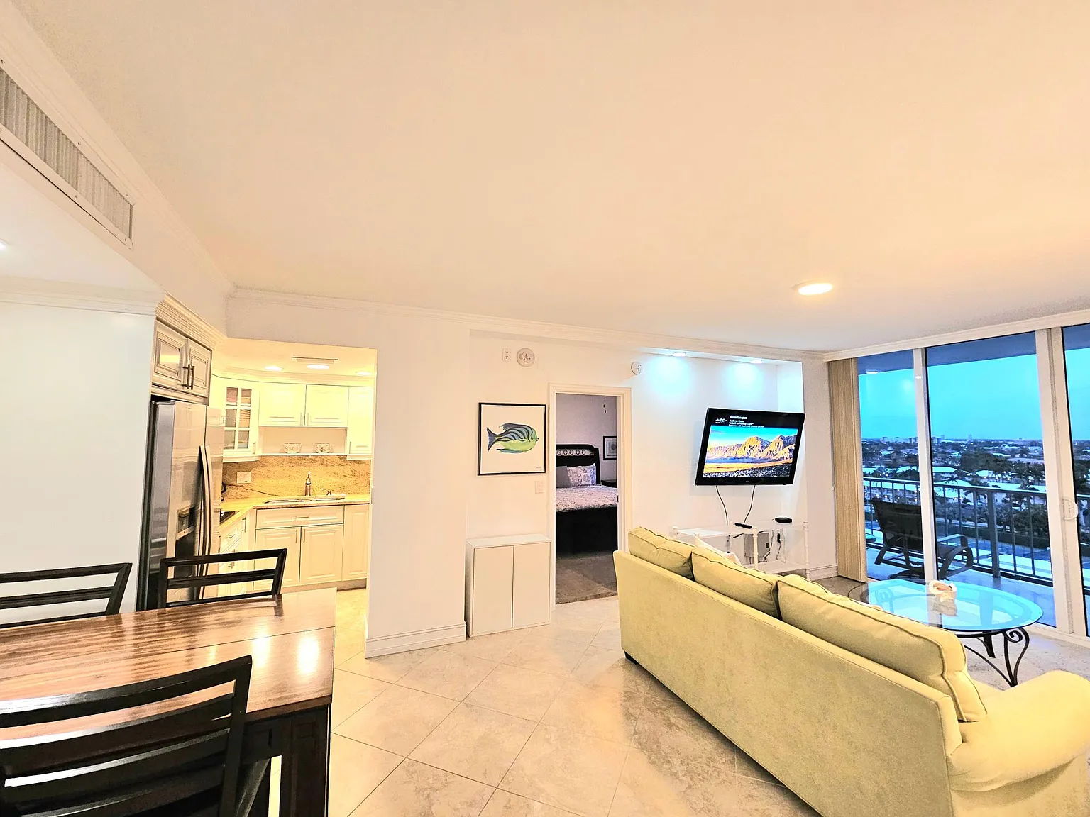 1 bed, 1.5 bath, $2,279 — Photo 2