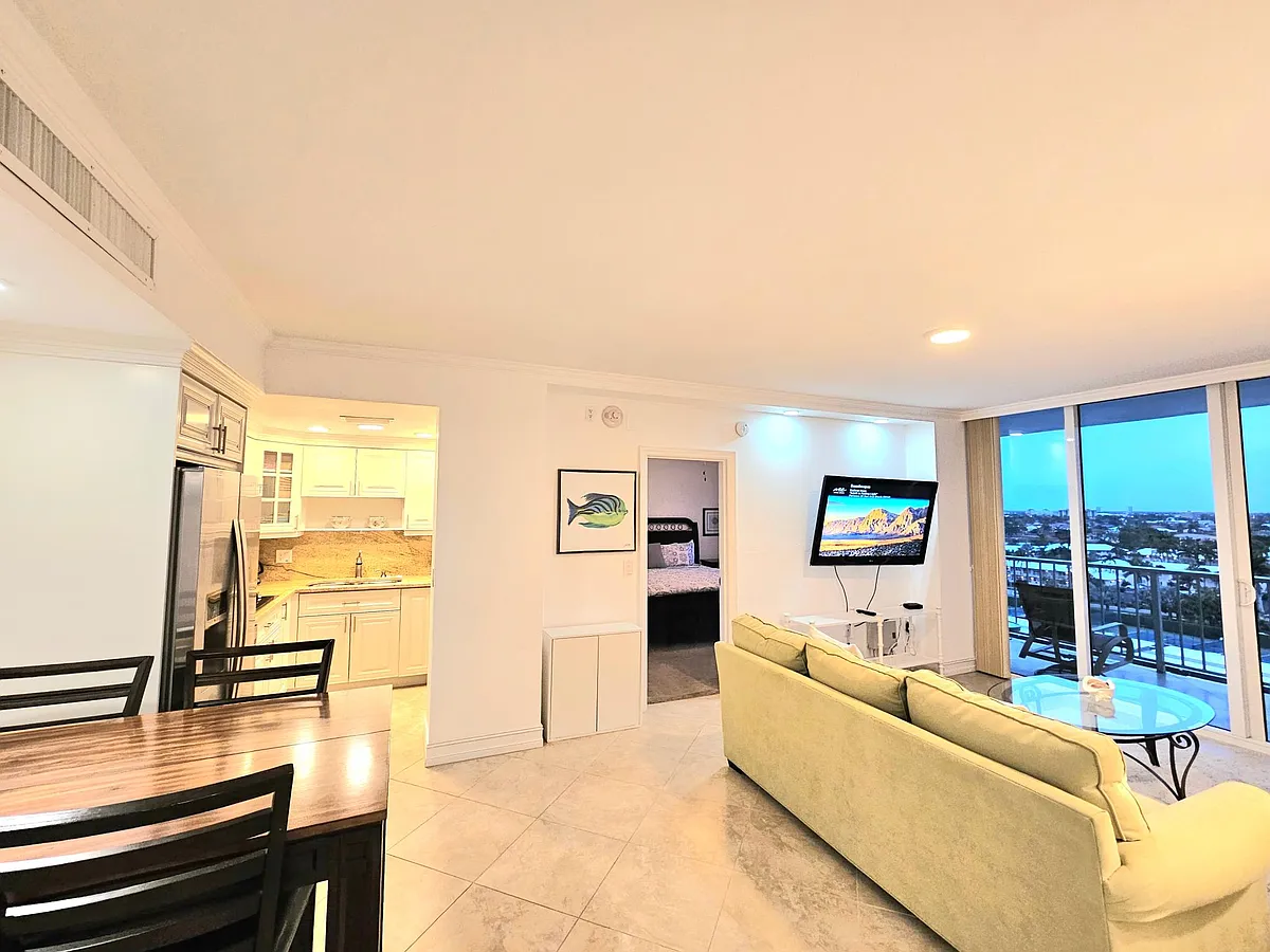 Building Photo - 140 Seaview Ct #9
