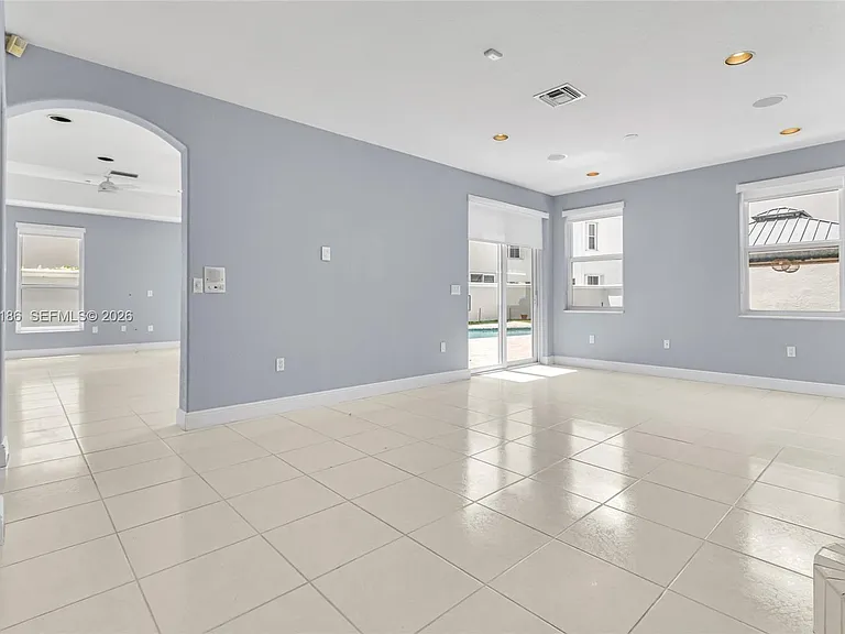 1547 Mariner Way — Photo 9