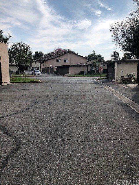 1st image of 2121 Jacaranda Ct
