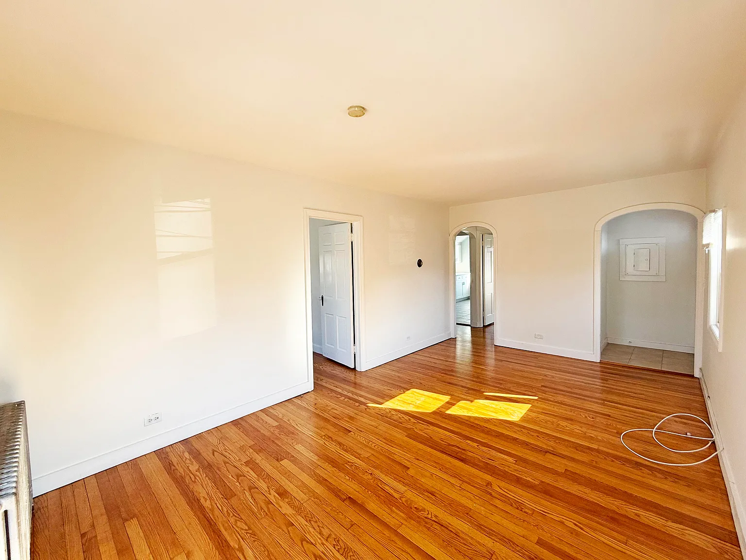 Year-Round East Quogue Rental — Photo 2