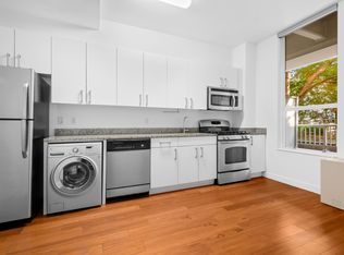 184 Kent Ave APT A306, Brooklyn, NY 11249