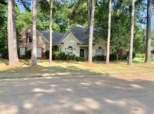 613 Pinecrest Dr, Madison, MS 39110