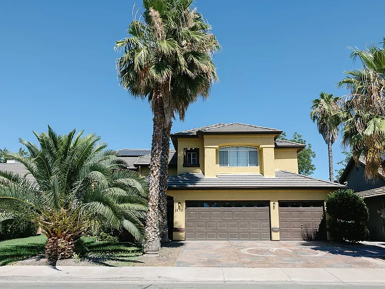 1870 Boalt Dr — Photo 1
