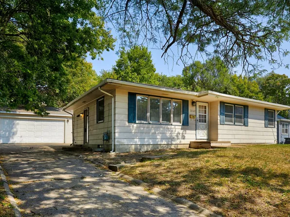 3248 Dubuque Ave, Des Moines, IA 50317