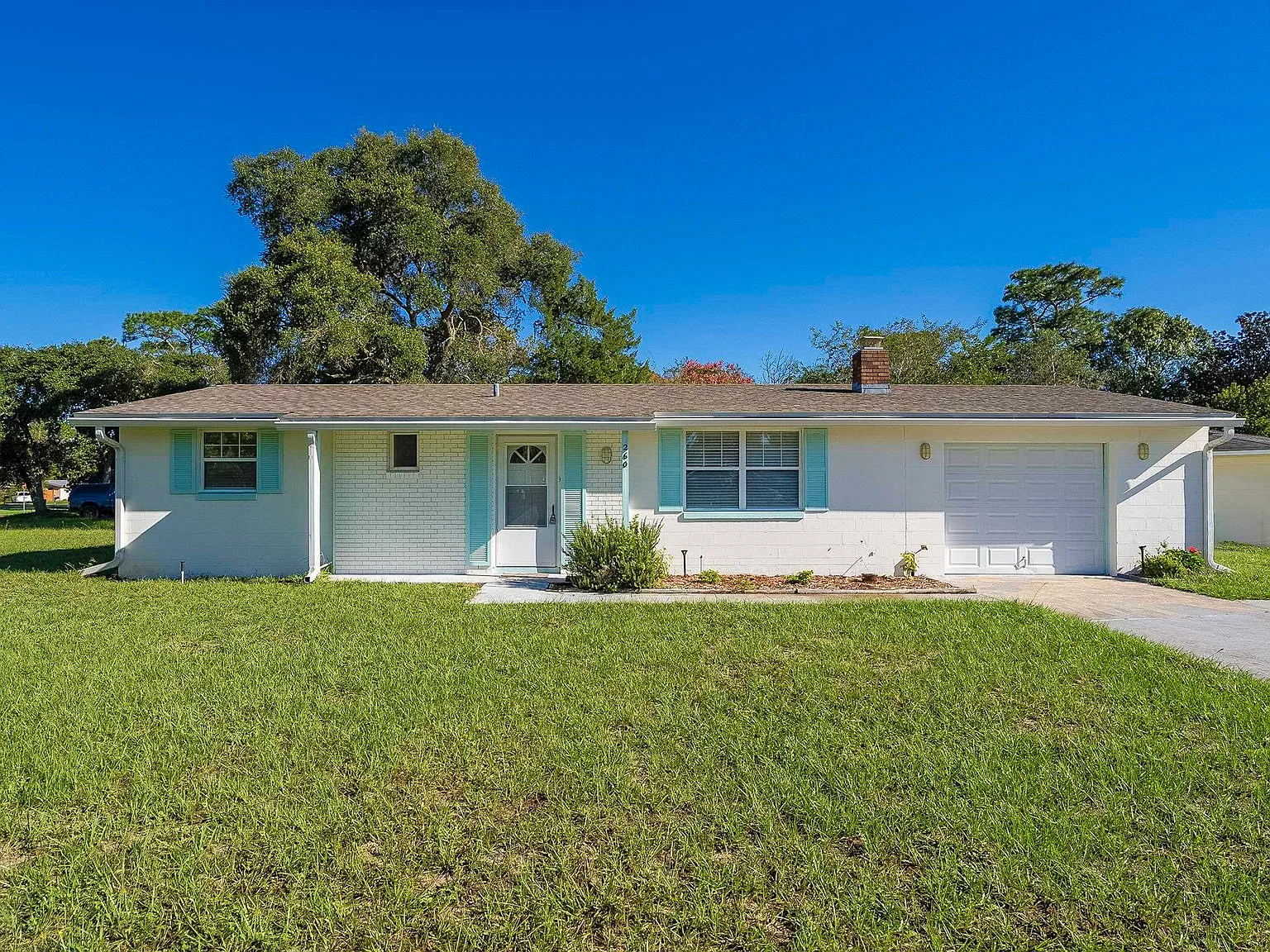 2 bed, 1.5 bath, 992 sqft, $1,850 — Photo 1
