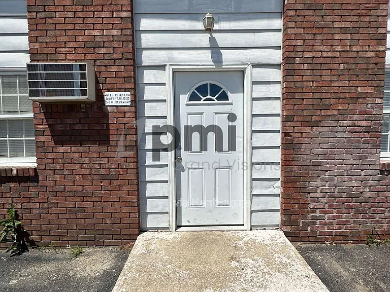 24 W Buchanan Ave #16 — Photo 15