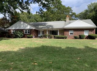 140 Newbury St, Chicopee, MA 01013
