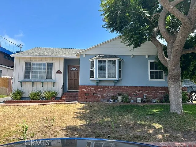 3 bed, 1100 sqft, $4,995 — Photo 1