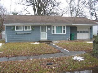 2712 S 23rd St, New Castle, IN 47362