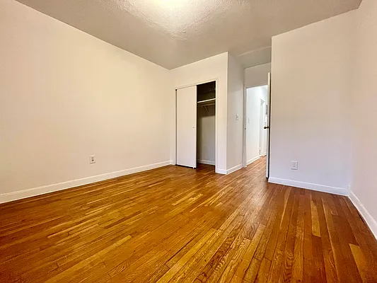 Rented by J PRESTON AND ASSOCIATES INC | media 6